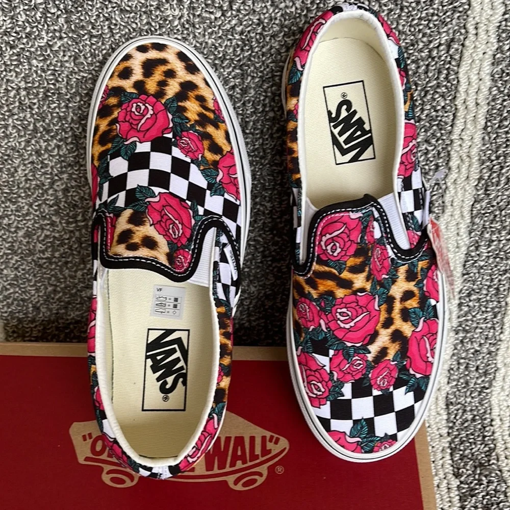 Vans Classic Slip-On Rose/Animal Check True White Multi WMNS - Picture 13 of 16